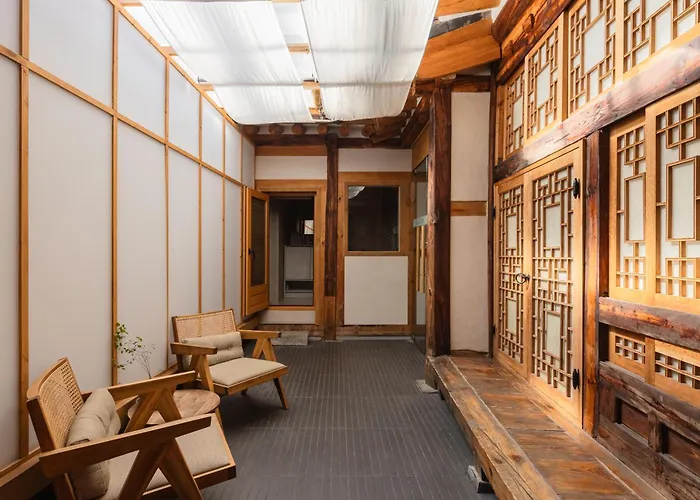 Luxury Hanok Bliss *